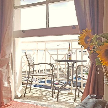 شقة تيغنماوث  في Flat 4, Den House المظهر الخارجي الصورة