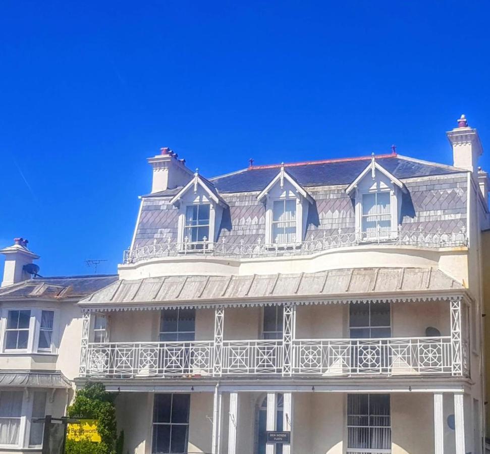 شقة تيغنماوث  في Flat 4, Den House المظهر الخارجي الصورة